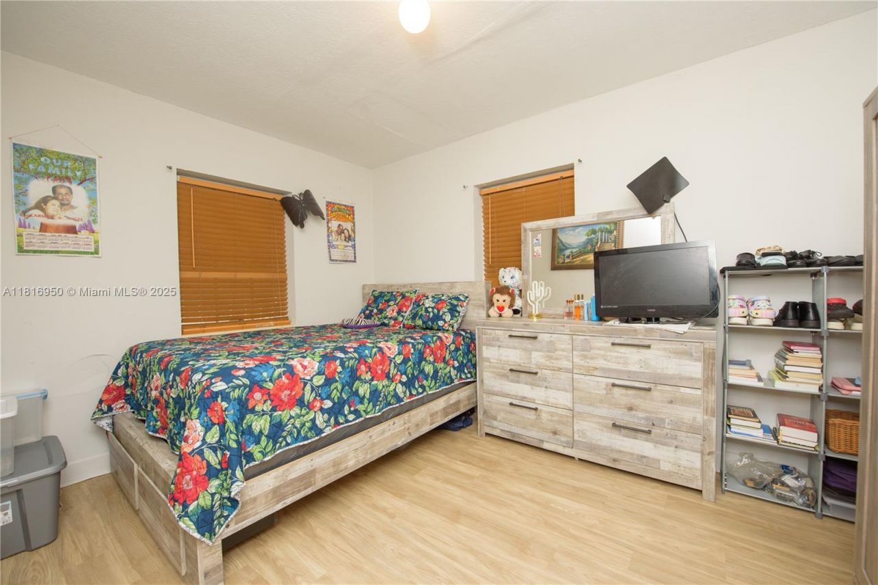 916 NW 3rd Ave, Homestead, FL 33030 Photo