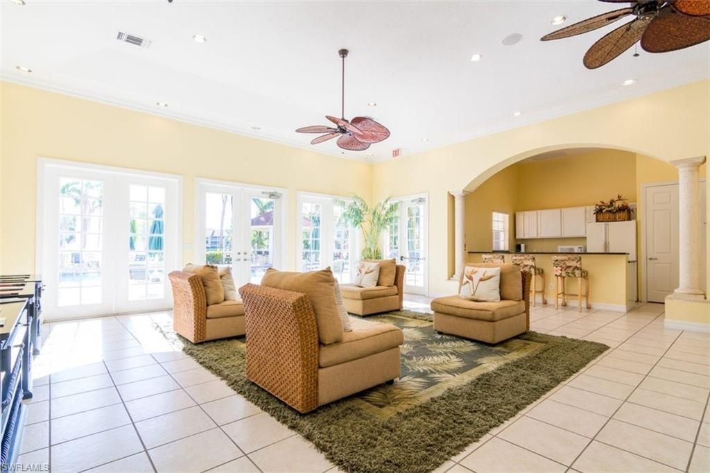 4635 Saint Croix Ln, Unit 1218, Naples, FL 34109 Photo