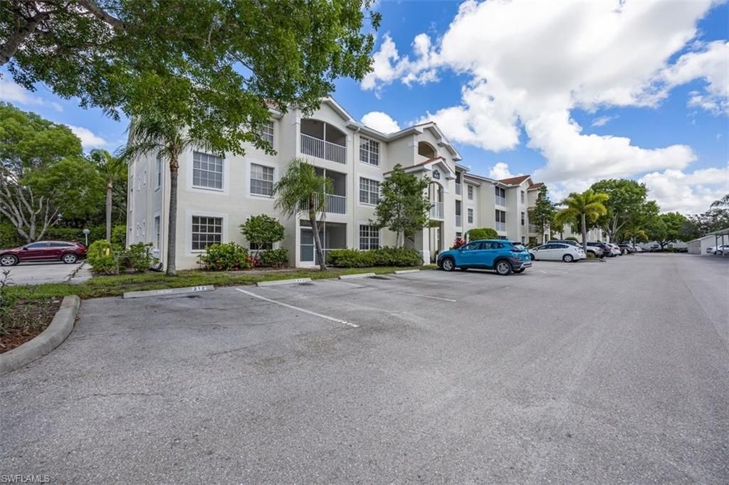 4635 Saint Croix Ln, Unit 1218, Naples, FL 34109 Photo