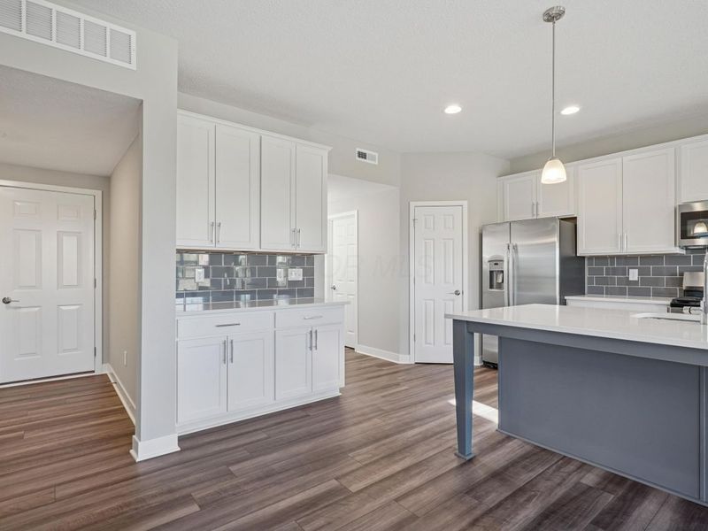 7094 Unitas Loop, Powell, OH 43065 Photo 11