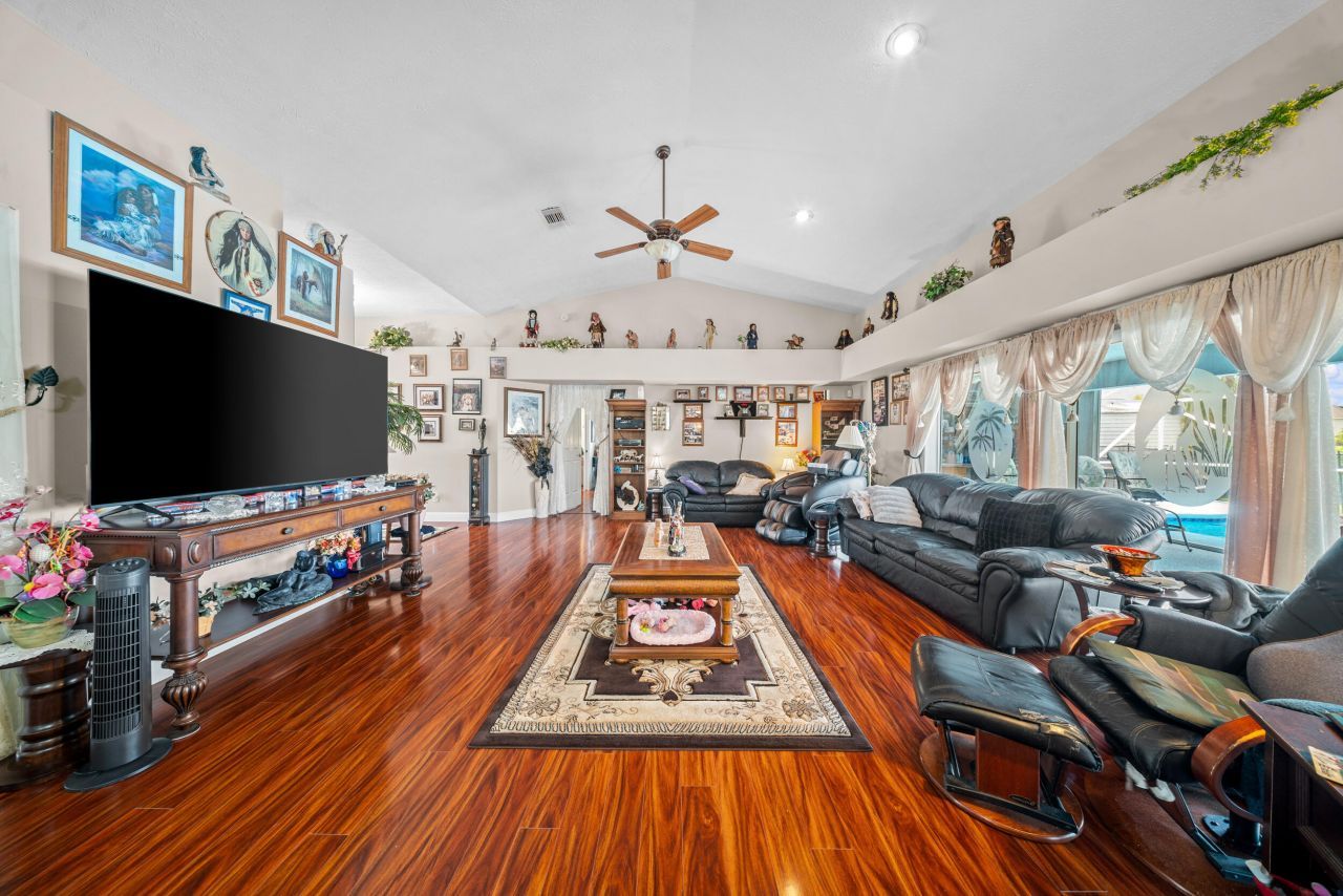 1341 SW Abingdon Avenue, Port Saint Lucie, FL 34953 Photo