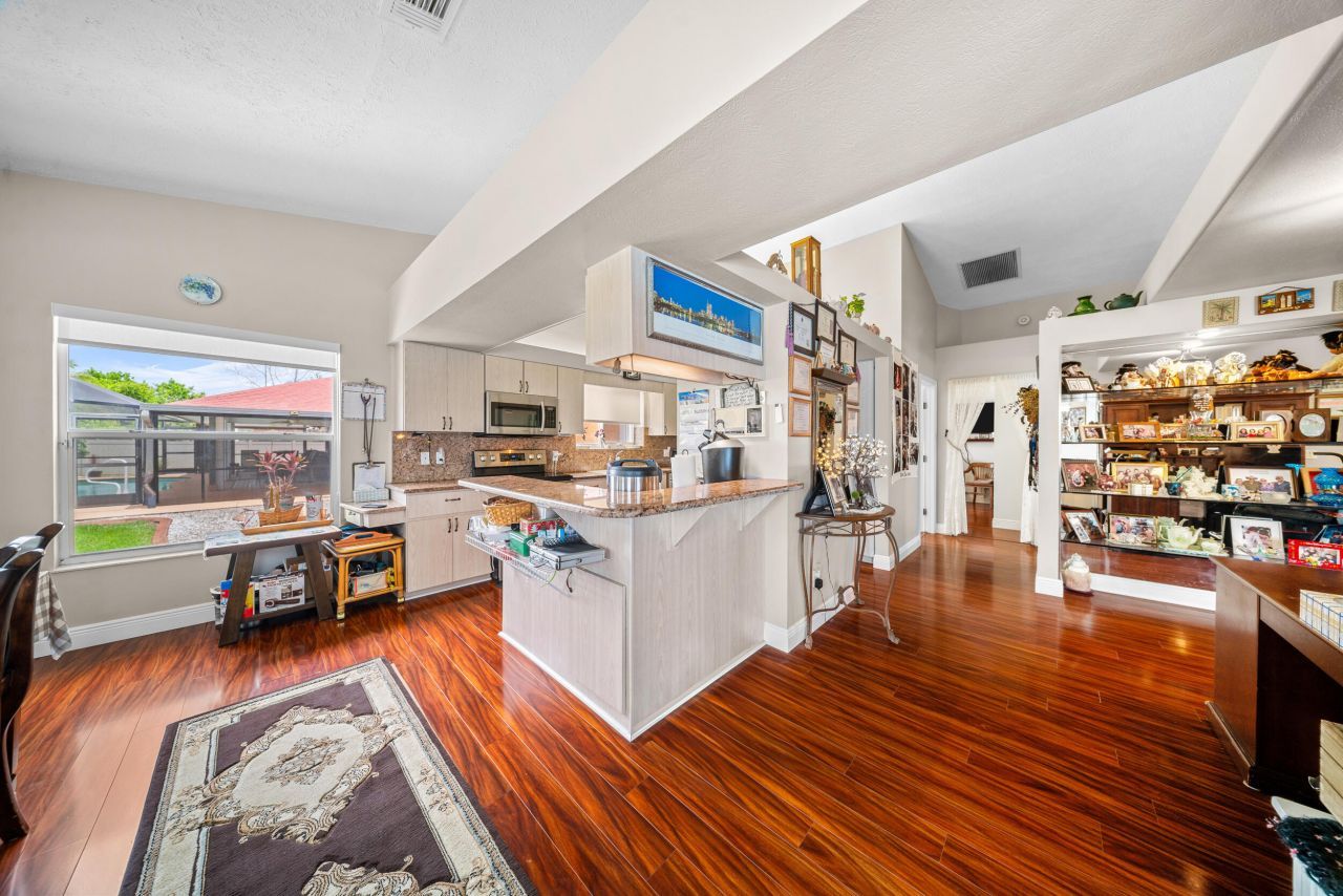 1341 SW Abingdon Avenue, Port Saint Lucie, FL 34953 Photo