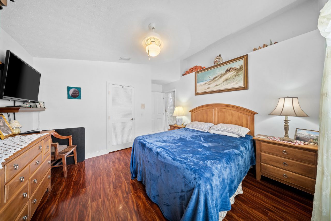 1341 SW Abingdon Avenue, Port Saint Lucie, FL 34953 Photo