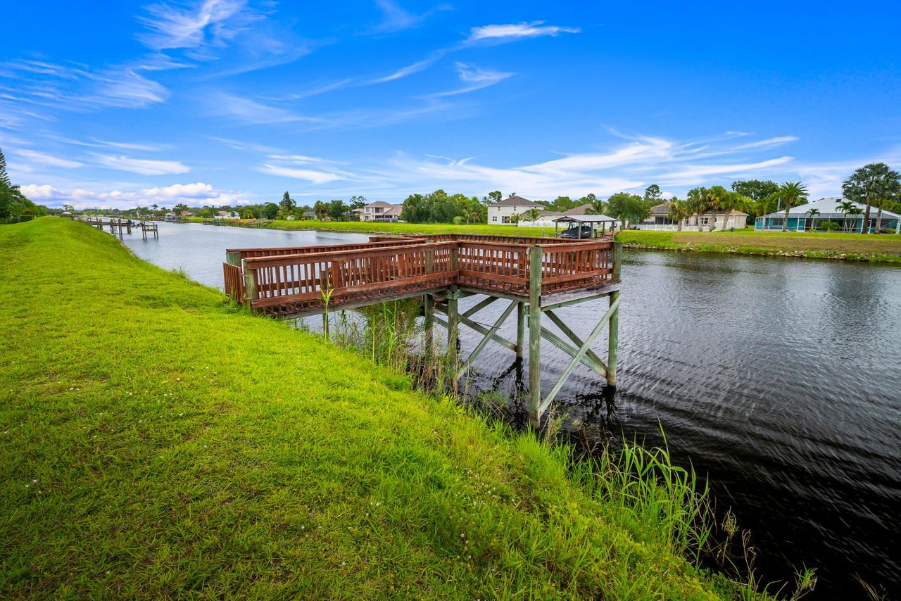 1341 SW Abingdon Avenue, Port Saint Lucie, FL 34953 Photo