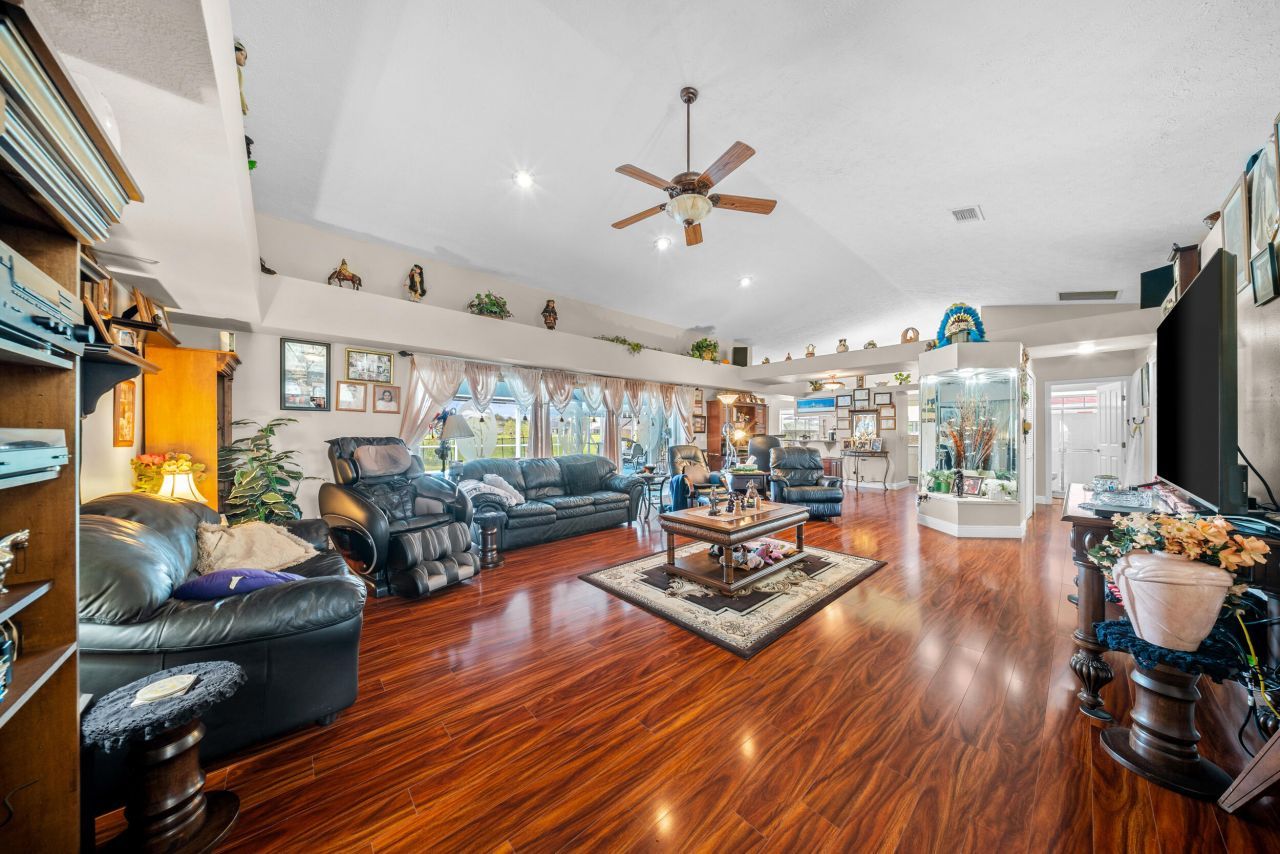 1341 SW Abingdon Avenue, Port Saint Lucie, FL 34953 Photo