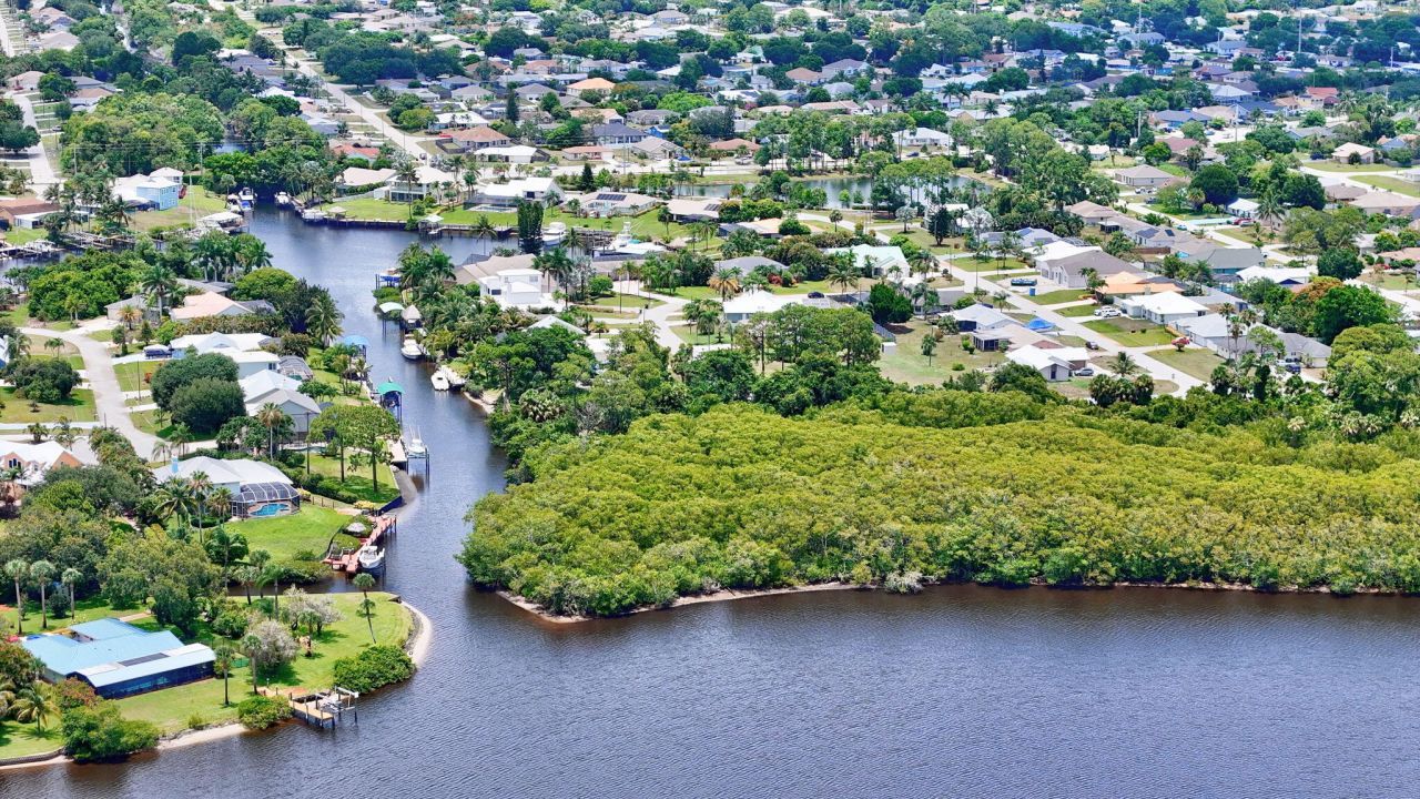 702 SE Adams Court, Port Saint Lucie, FL 34984 Photo