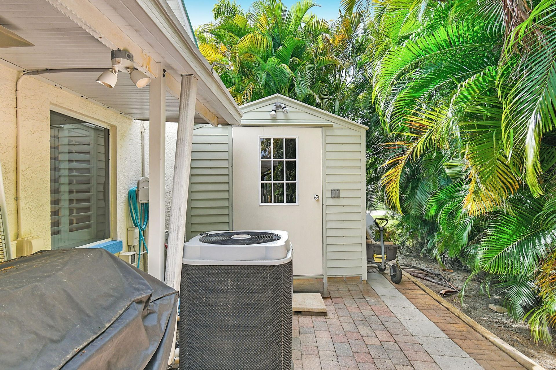 702 SE Adams Court, Port Saint Lucie, FL 34984 Photo