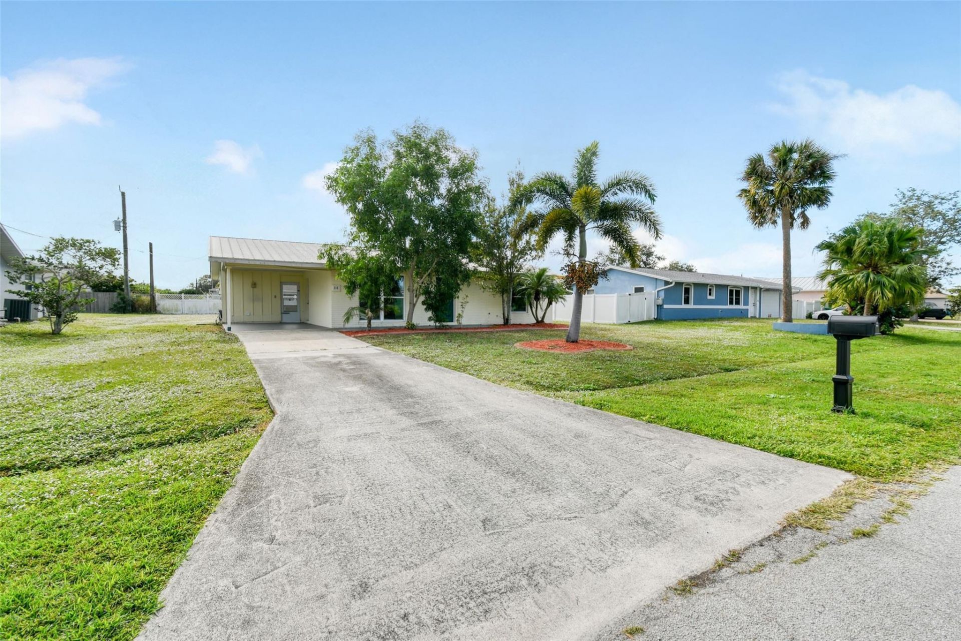 118 SW Ray Avenue, Port Saint Lucie, FL 34983 Photo