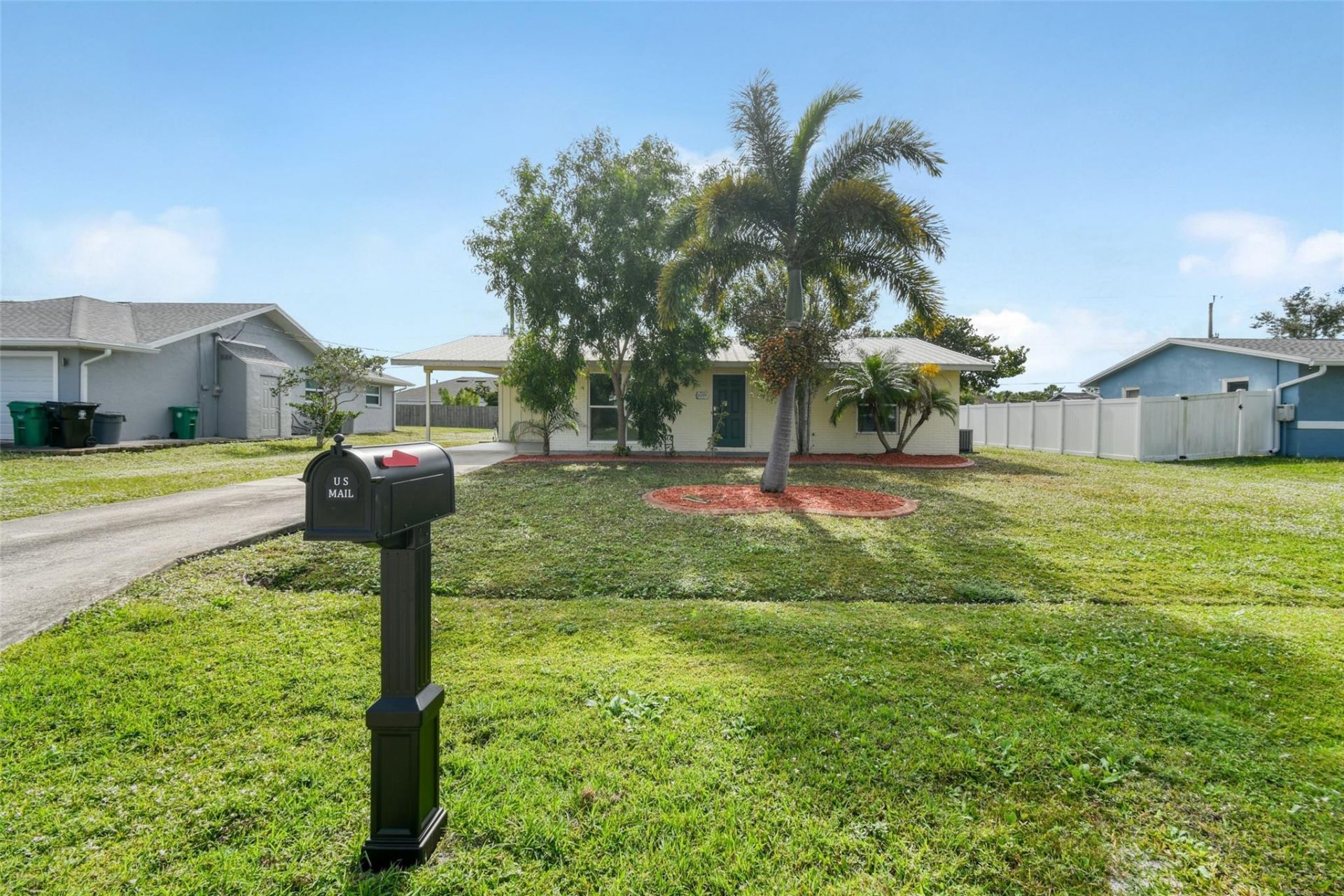 118 SW Ray Avenue, Port Saint Lucie, FL 34983 Photo