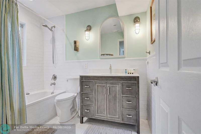 2051 Coral Reef Drive, Lauderdale by the Sea, FL 33062 Photo