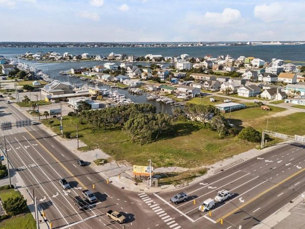 104 Atlantic Beach Causeway, Atlantic Beach, NC 28512