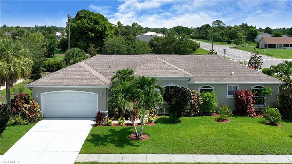 599 Genevieve Dr, Lehigh Acres, FL 33936 Photo