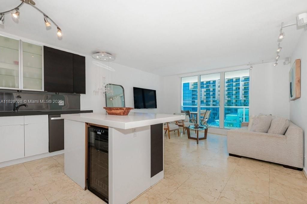 2301 Collins Ave, Unit 705, Miami Beach, FL 33139 Photo