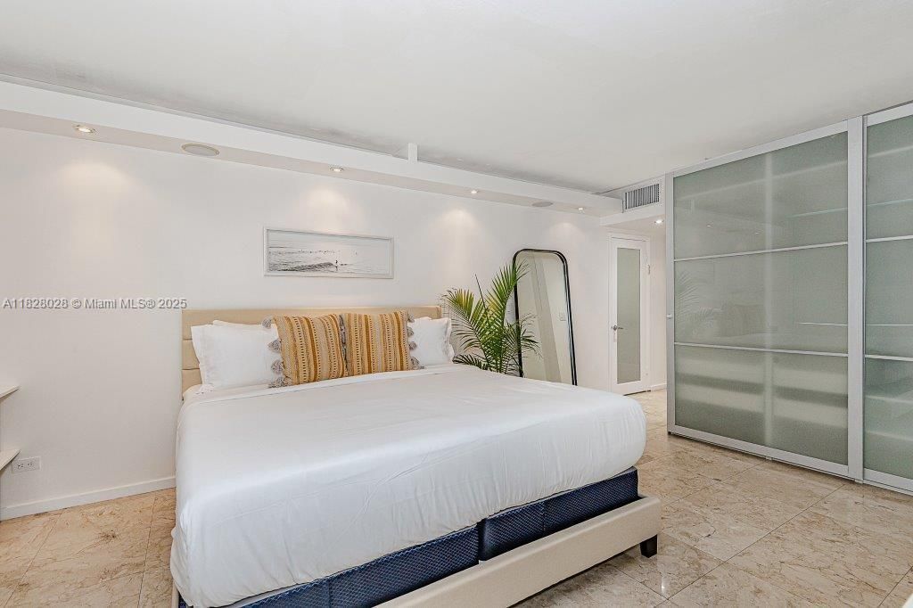 2301 Collins Ave, Unit 705, Miami Beach, FL 33139 Photo