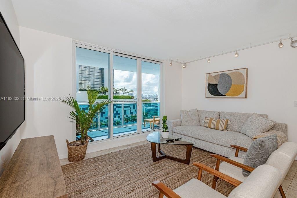2301 Collins Ave, Unit 705, Miami Beach, FL 33139 Photo