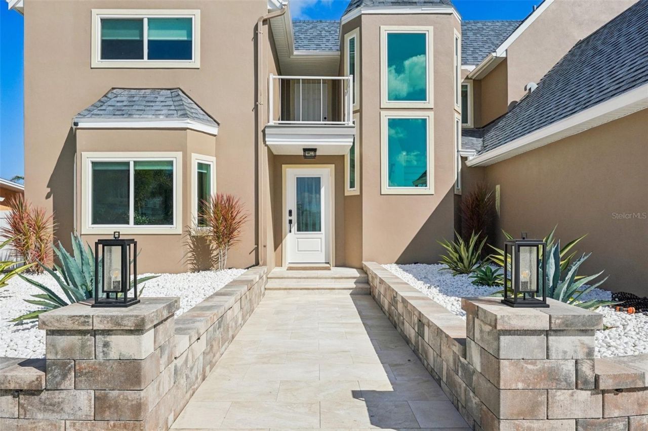 311 22nd Street, Belleair Beach, FL 33786 Photo