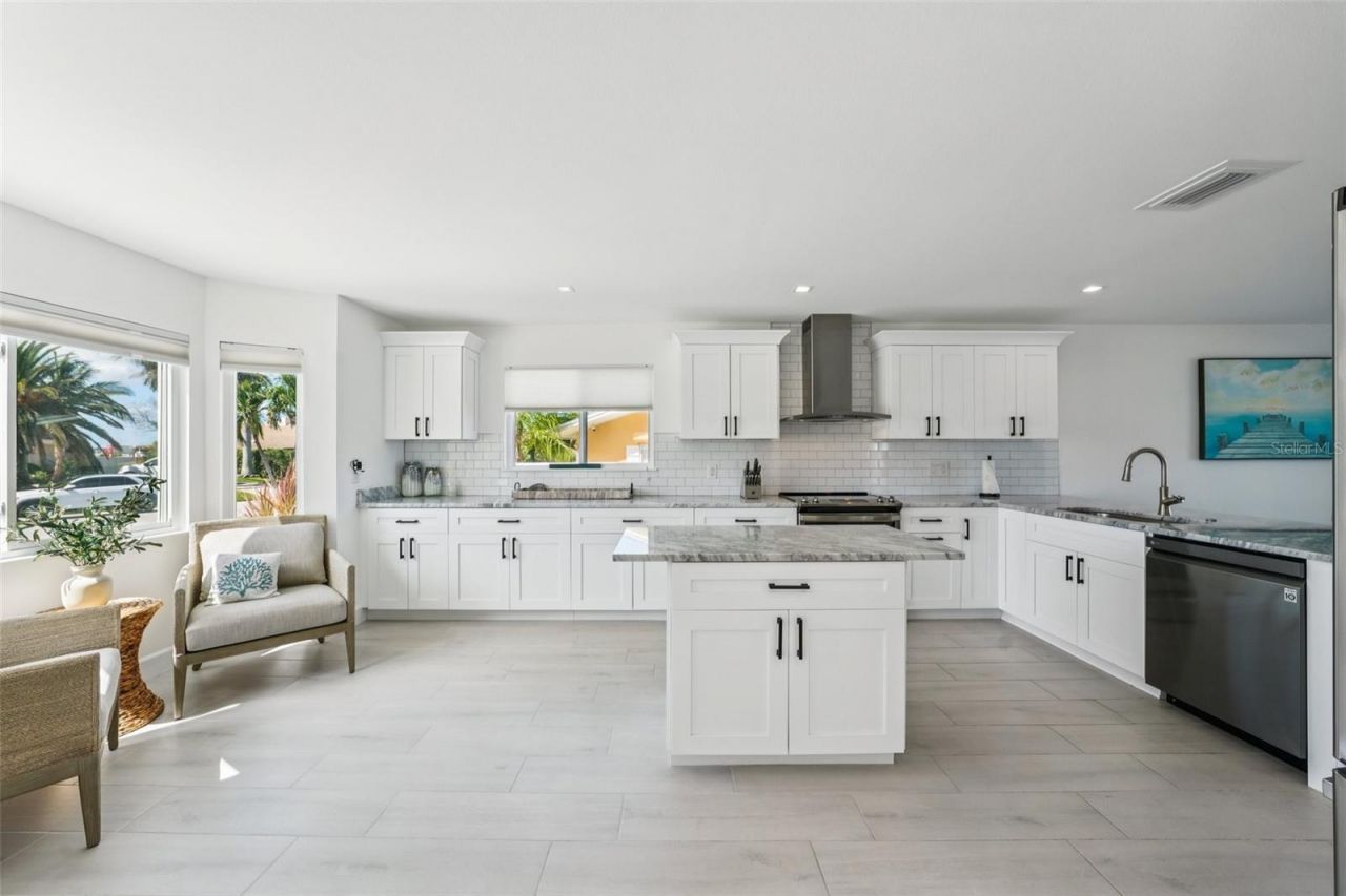 311 22nd Street, Belleair Beach, FL 33786 Photo