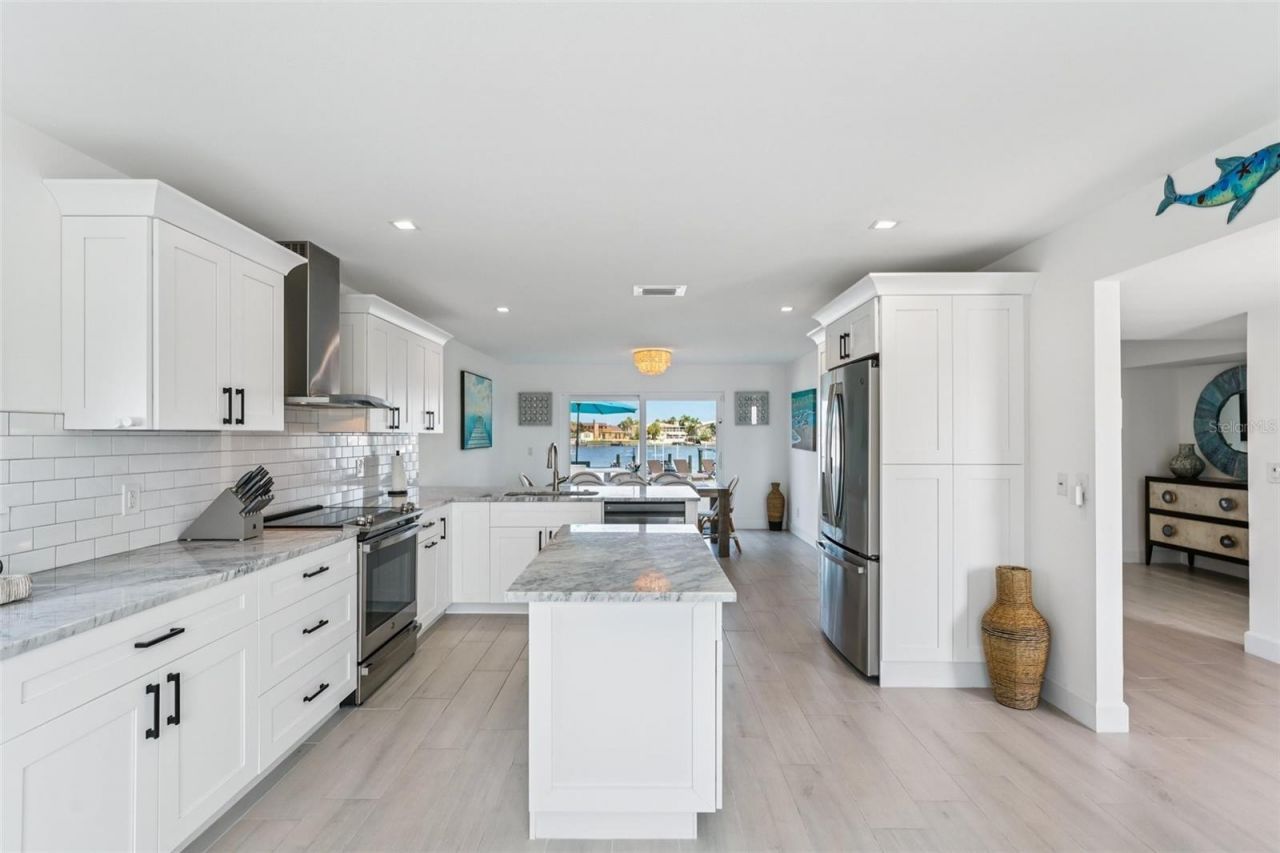 311 22nd Street, Belleair Beach, FL 33786 Photo