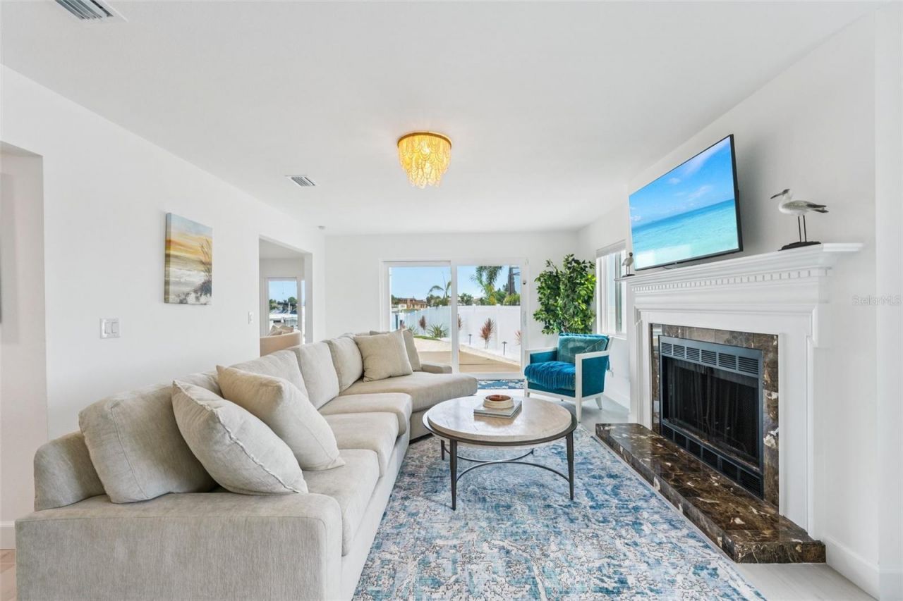 311 22nd Street, Belleair Beach, FL 33786 Photo