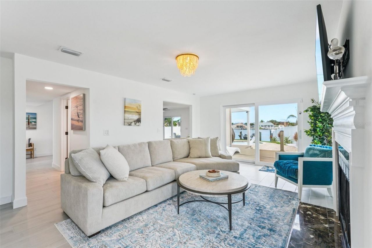 311 22nd Street, Belleair Beach, FL 33786 Photo