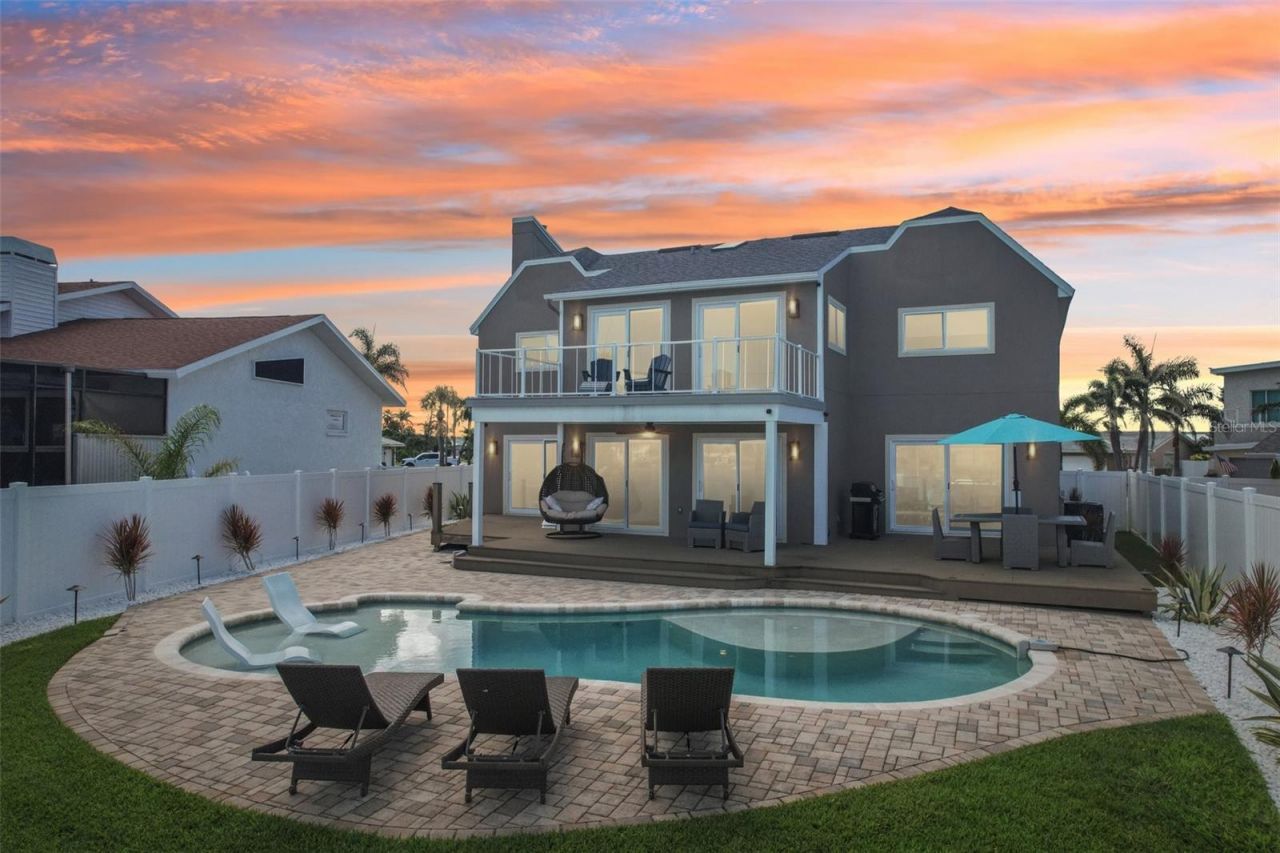 311 22nd Street, Belleair Beach, FL 33786 Photo