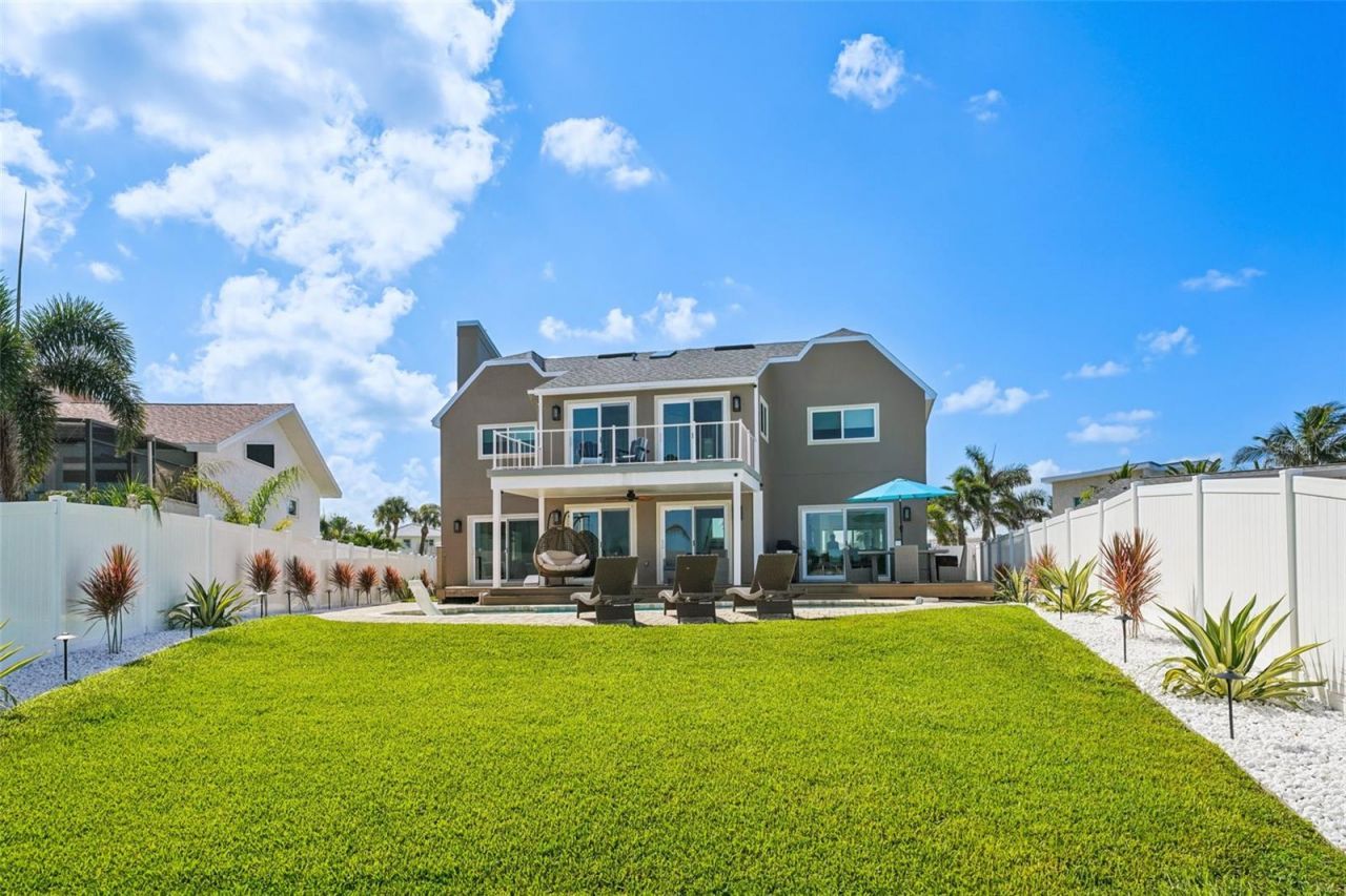 311 22nd Street, Belleair Beach, FL 33786 Photo