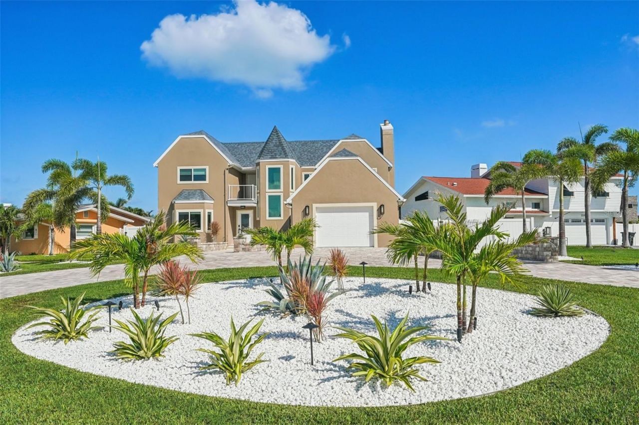 311 22nd Street, Belleair Beach, FL 33786 Photo