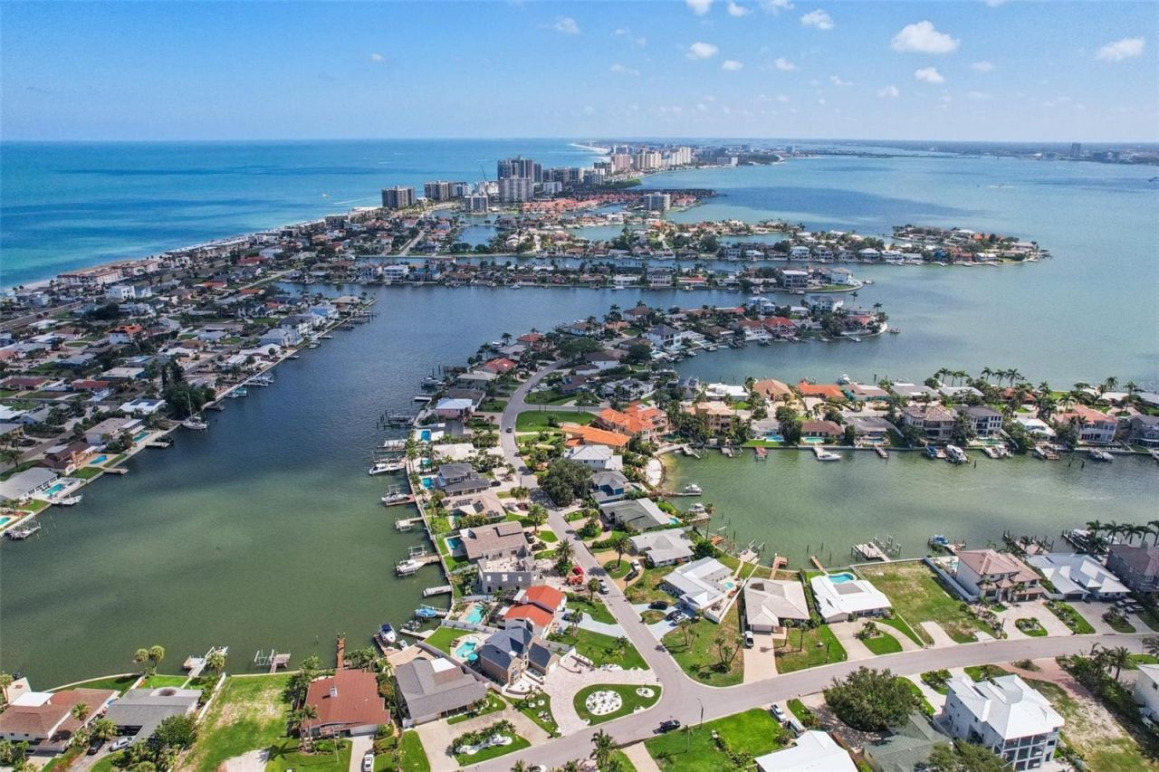 311 22nd Street, Belleair Beach, FL 33786 Photo