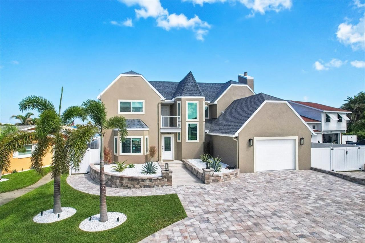 311 22nd Street, Belleair Beach, FL 33786 Photo