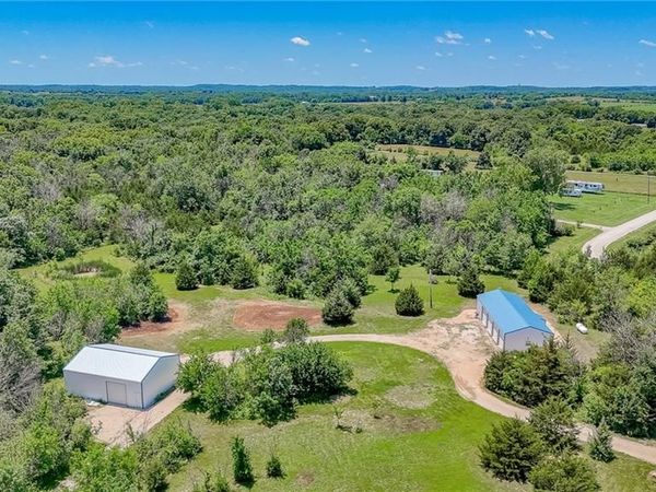 264 NW 1441st Road, Holden, MO 64040