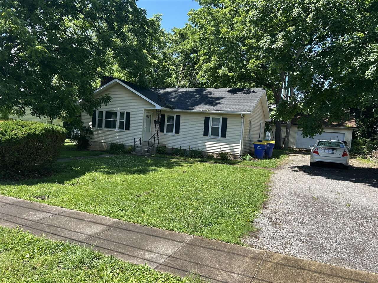 309 Mcgoodwin Avenue, Franklin, KY 42134 Main Photo