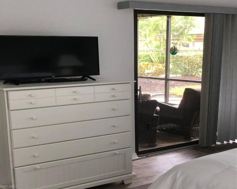 64 4th St, Unit B101, Bonita Springs, FL 34134 Photo