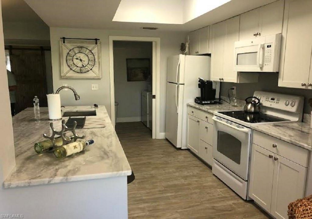 64 4th St, Unit A201, Bonita Springs, FL 34134 Photo