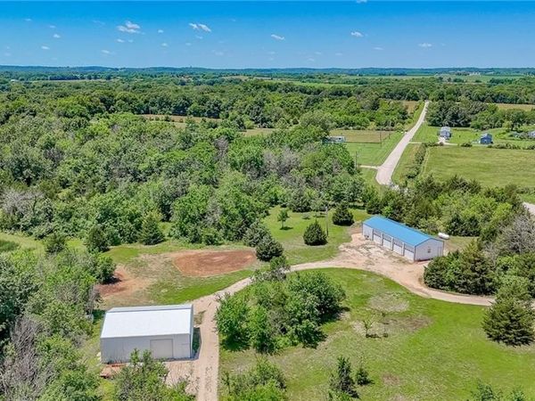 264 NW 1441 Road, Holden, MO 64040