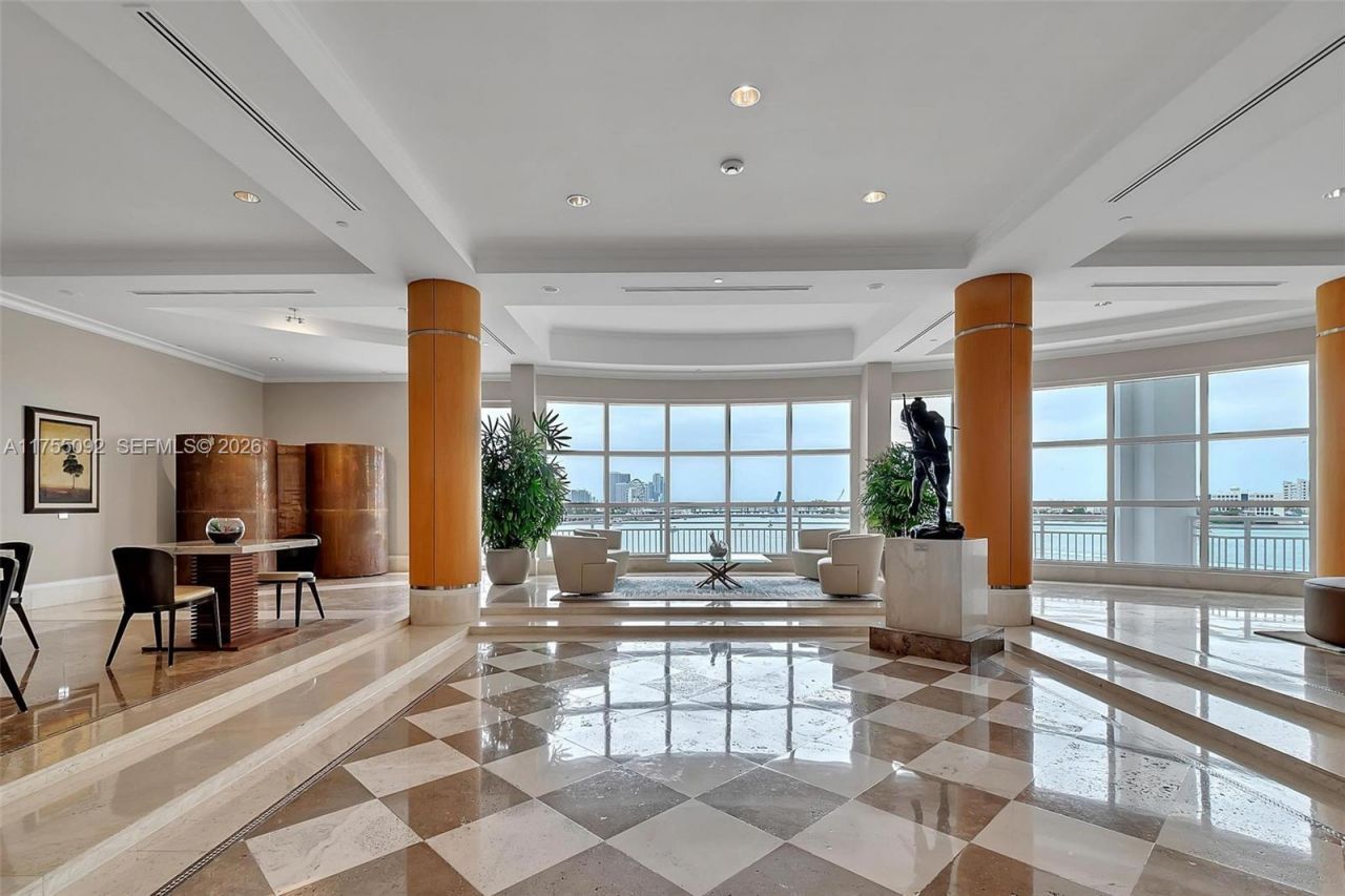 848 Brickell Key Dr, Unit 4002, Miami, FL 33131 Photo