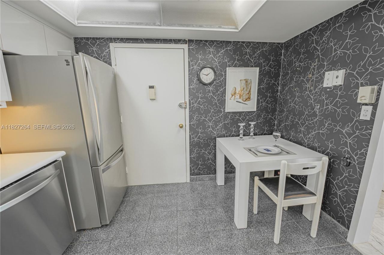 2030 S Ocean Dr, Unit 2126, Hallandale Beach, FL 33009 Photo