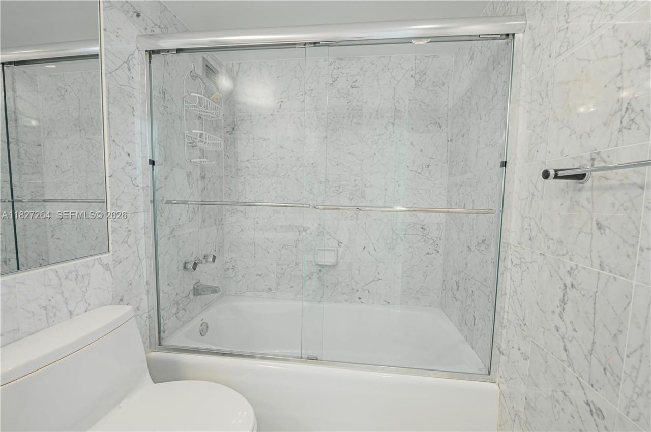 2030 S Ocean Dr, Unit 2126, Hallandale Beach, FL 33009 Photo