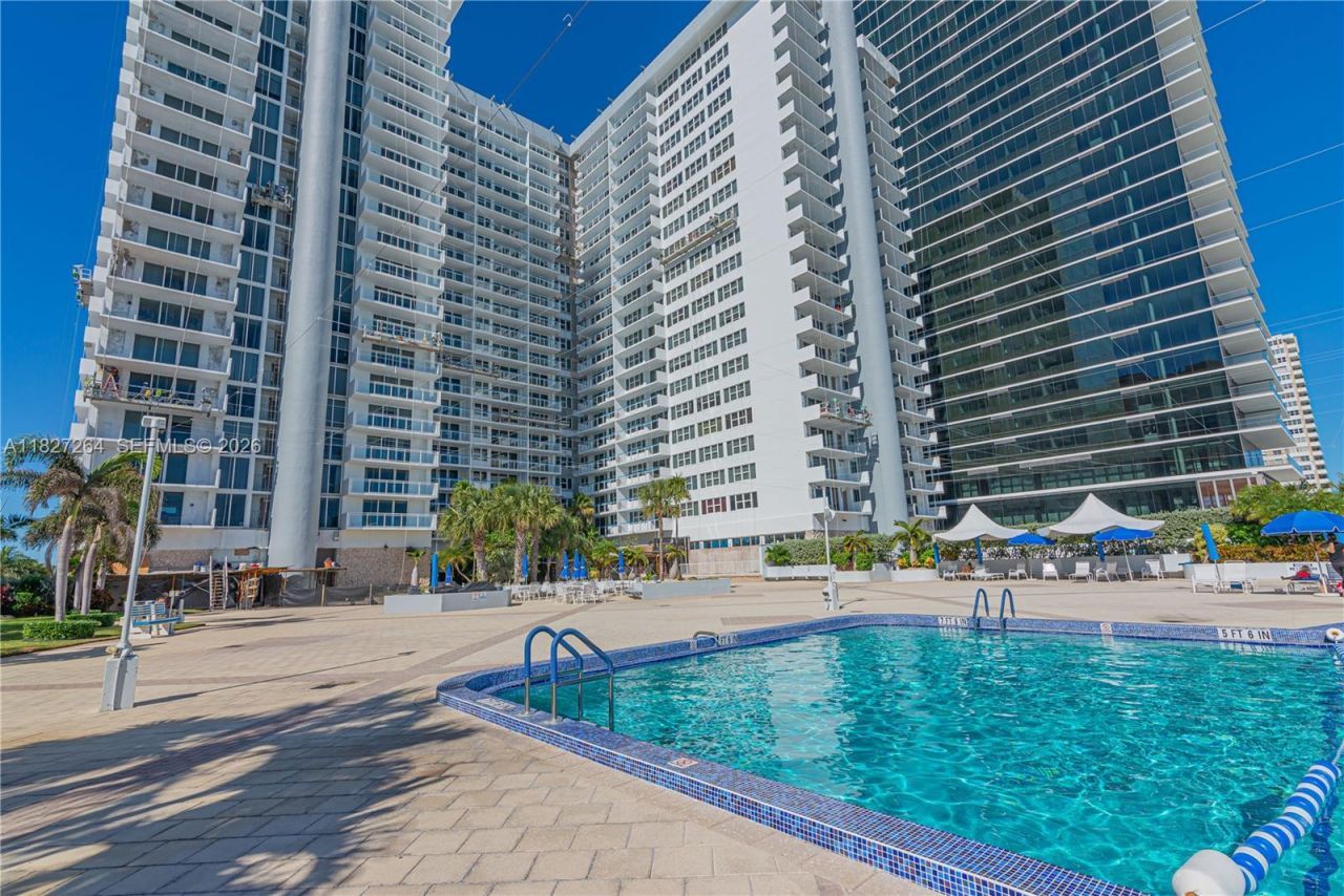 2030 S Ocean Dr, Unit 2126, Hallandale Beach, FL 33009 Photo