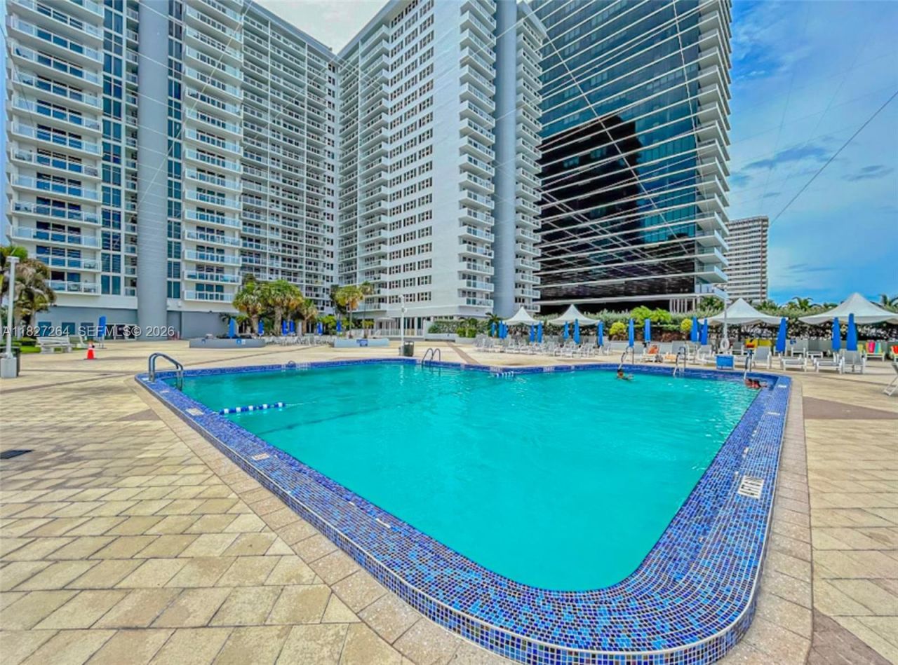 2030 S Ocean Dr, Unit 2126, Hallandale Beach, FL 33009 Photo