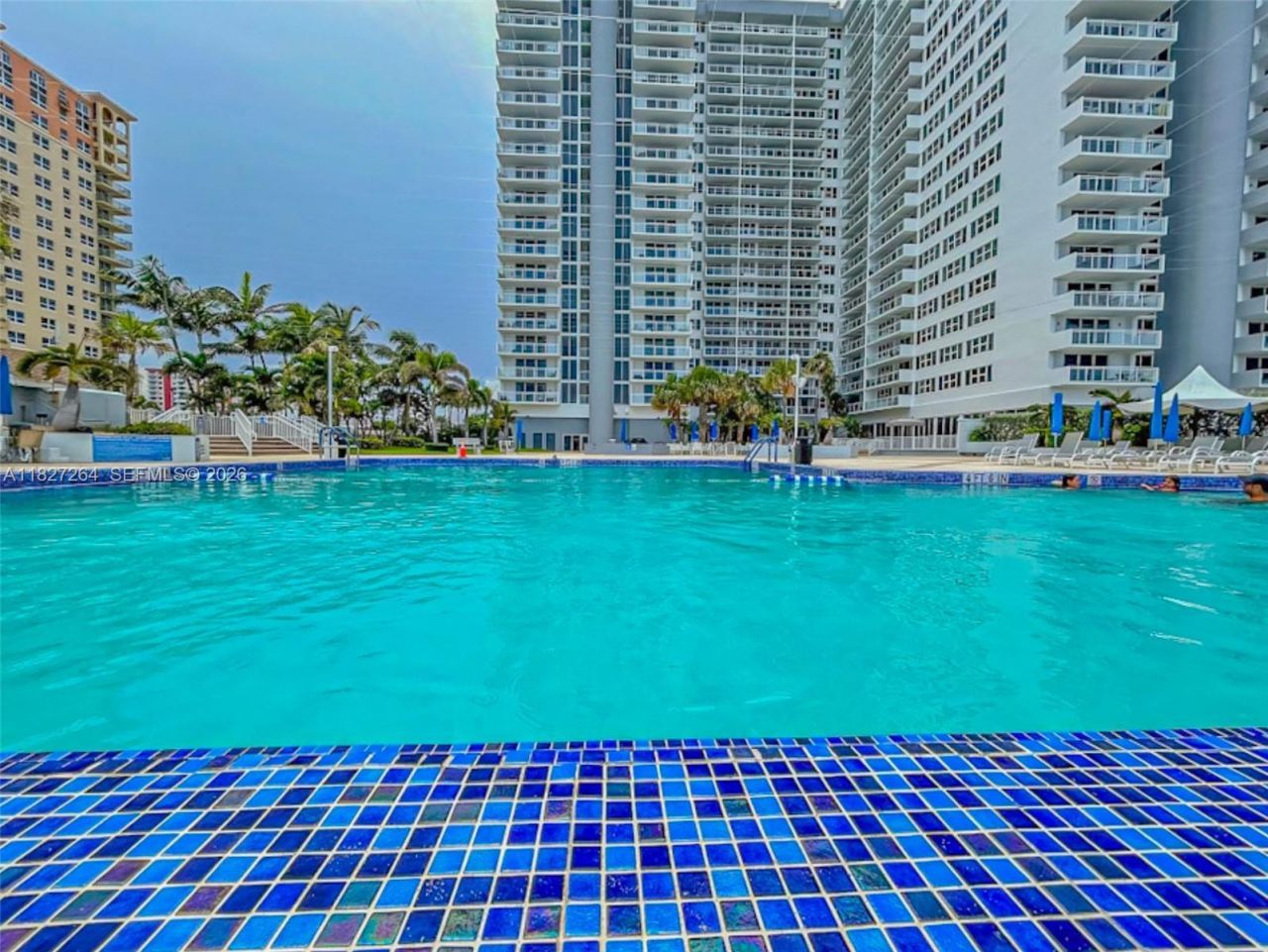 2030 S Ocean Dr, Unit 2126, Hallandale Beach, FL 33009 Photo