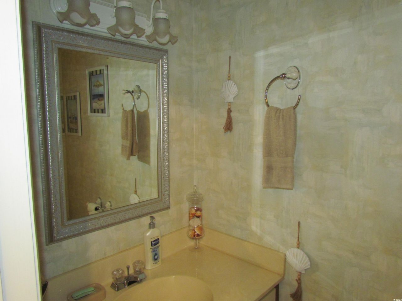 500 Fairway Village Dr. Photo 15