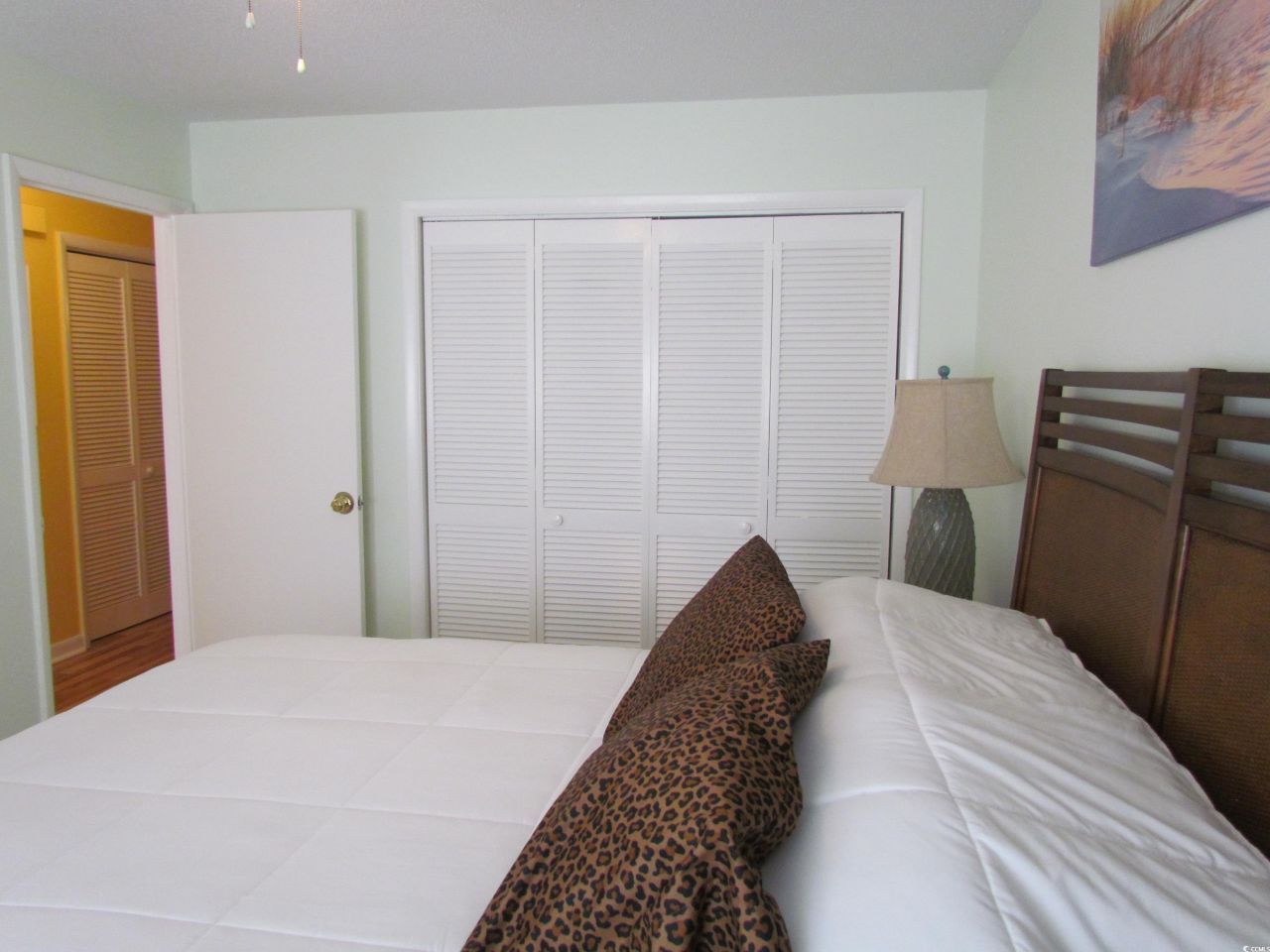 500 Fairway Village Dr. Photo 6