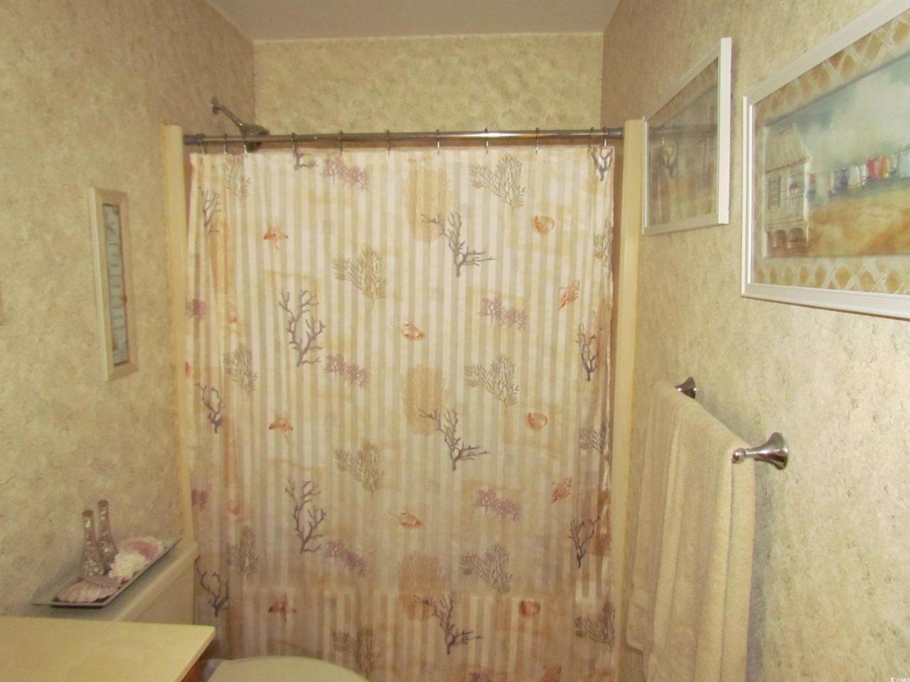 500 Fairway Village Dr. Photo 8