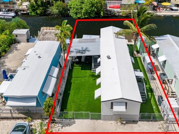 456 Bowie Ln, Key Largo, FL 33037
