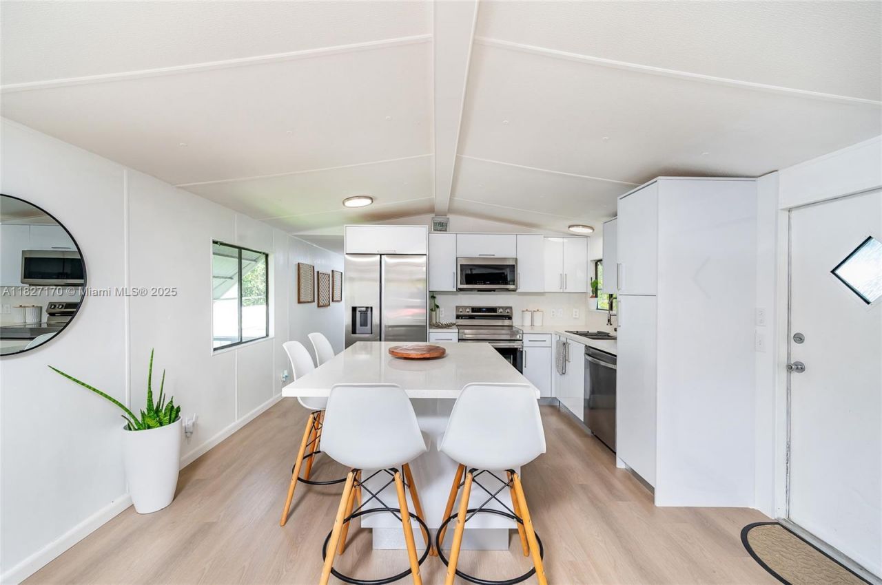 456 Bowie Ln, Key Largo, FL 33037 Photo