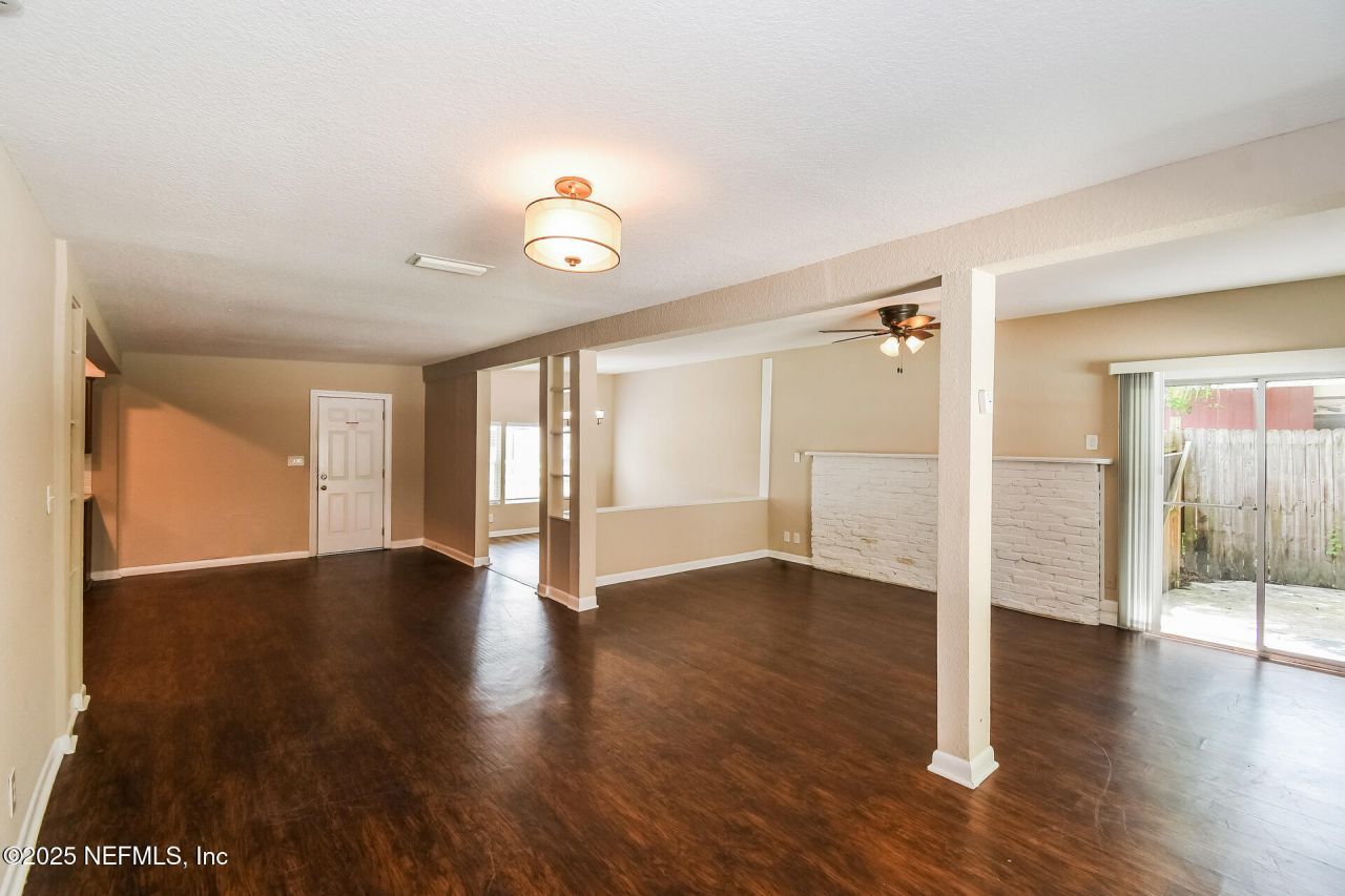 6327 Elise Drive, Jacksonville, FL 32211 Photo