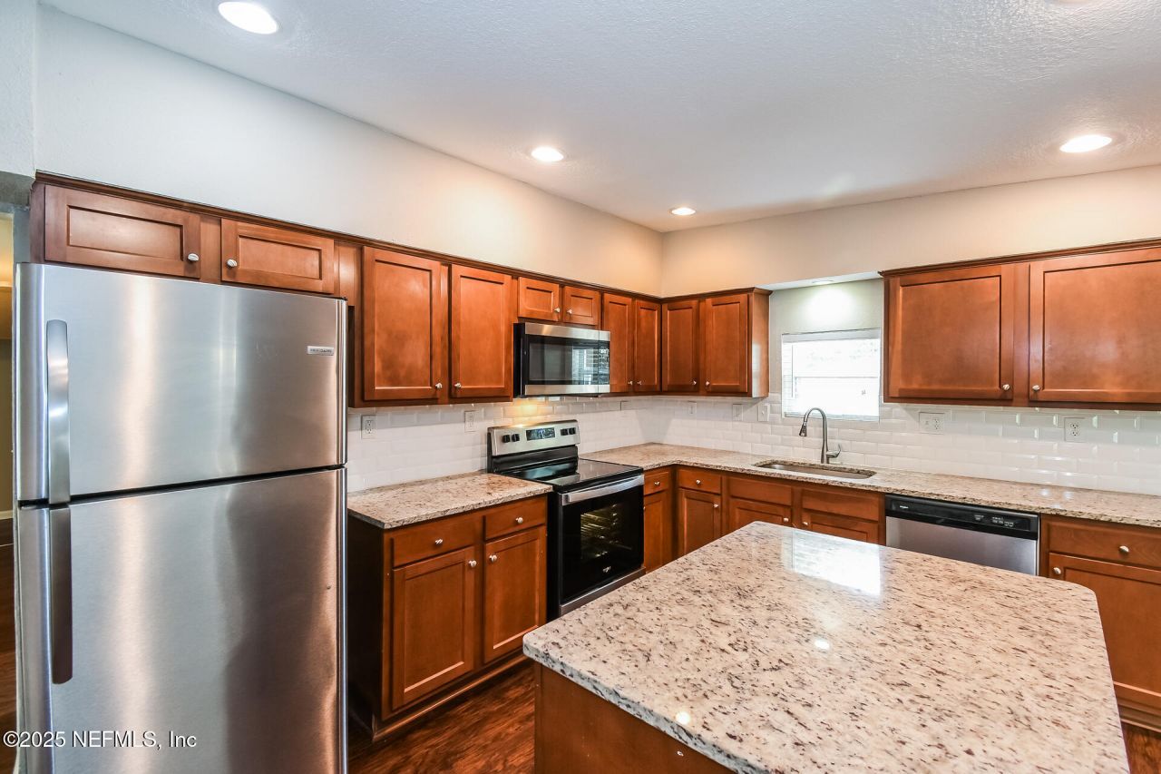 6327 Elise Drive, Jacksonville, FL 32211 Photo