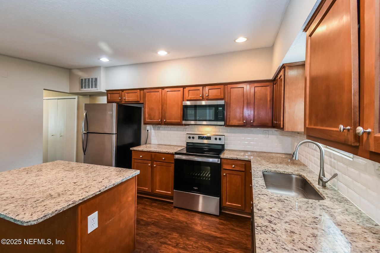 6327 Elise Drive, Jacksonville, FL 32211 Photo