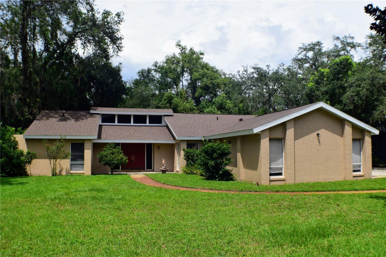 1102 Winter Springs Boulevard, Winter Springs, FL 32708 Main Photo