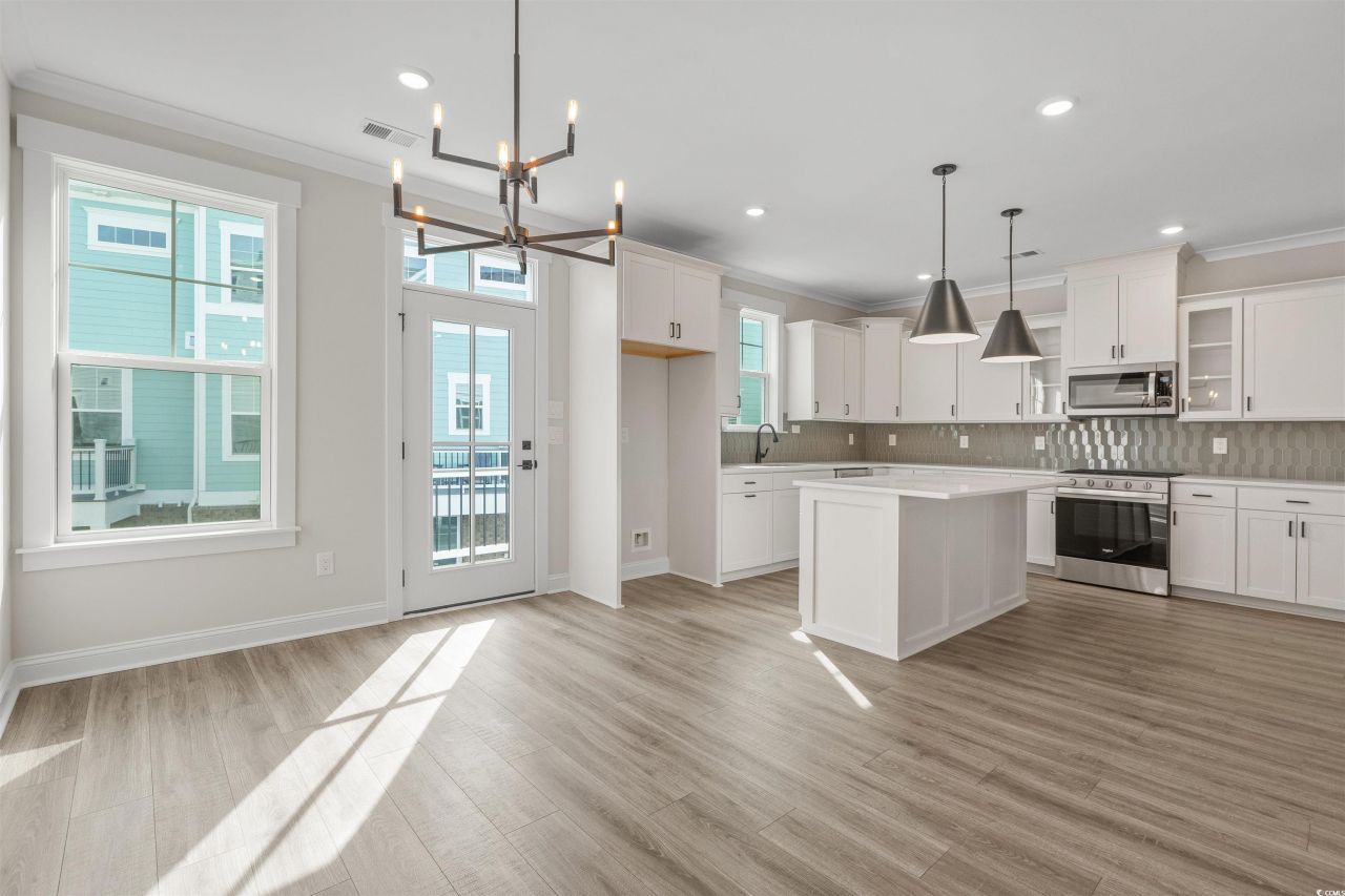 8472 Duke Pl. Photo 10